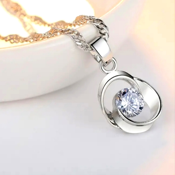 22" Swivel Diamond faux Necklace - Picture 5 of 5